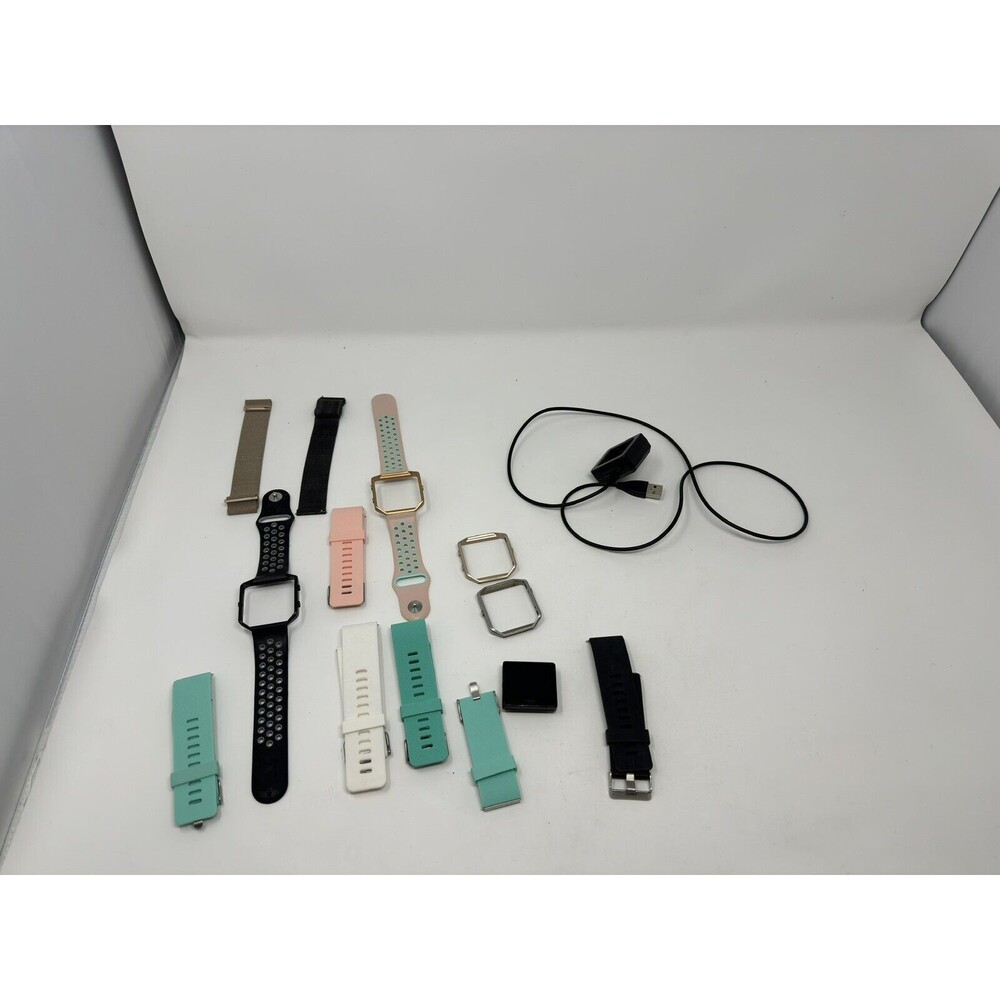 Fitbit Blaze FB502 Fitness Activity Tracker W/9 Bands